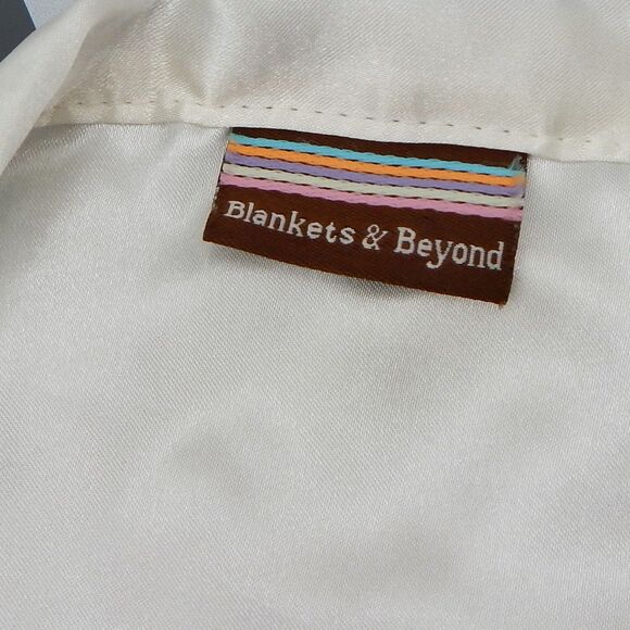 Blankets and Beyond White Blue Dog Lovey Baby Satin Trim Minky Dots Security - Picture 6 of 8